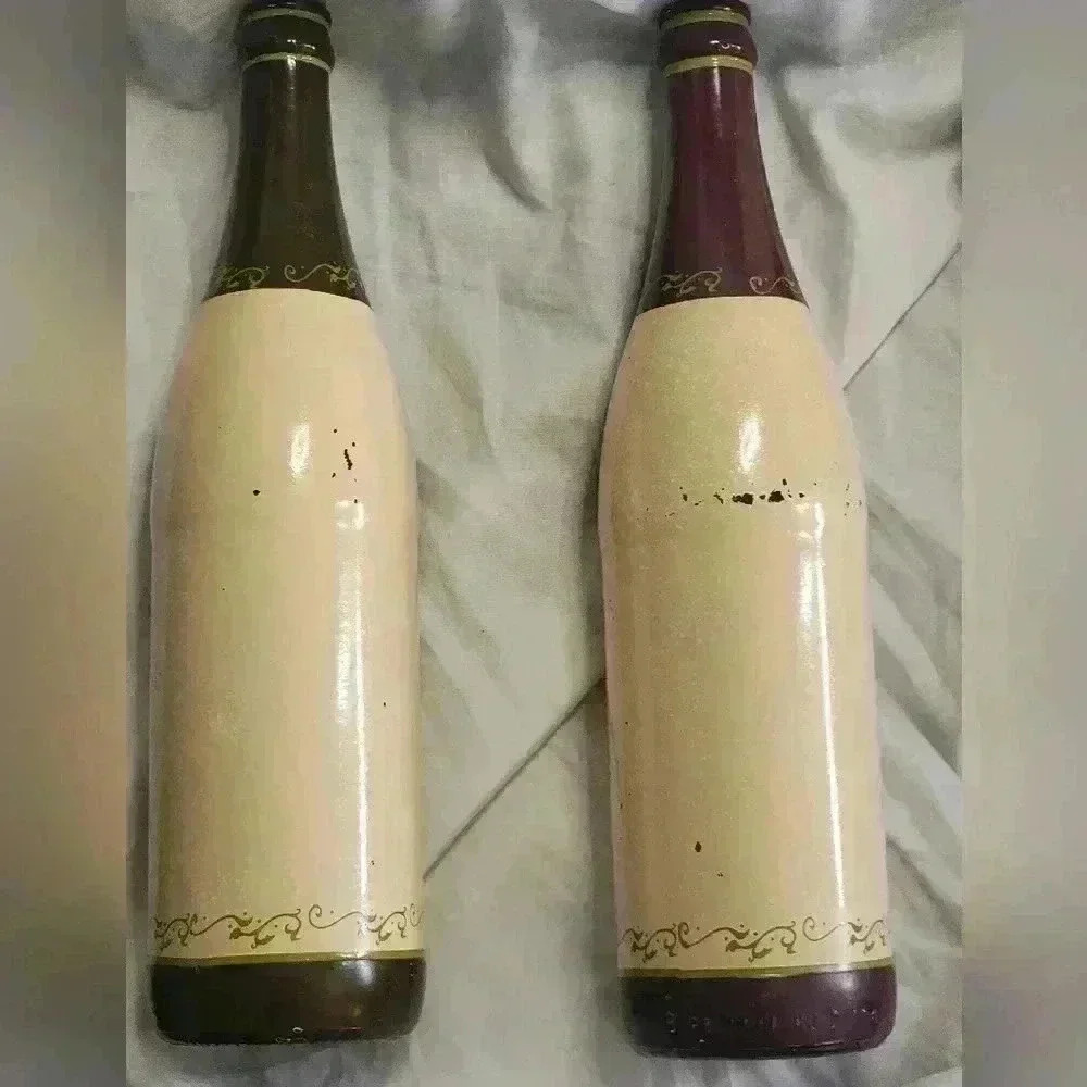 Wine Bottles and Canvas Decor - Picture 3 of 8